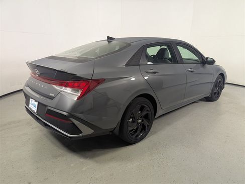 New 2026 Hyundai Elantra Sport image 7