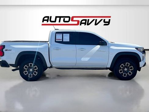 Used 2024 Chevrolet Colorado Z71 w/ Z71 Convenience Package 2 AWD/4WD image 8