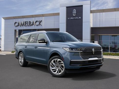 New 2027 Lincoln Navigator L Reserve AWD/4WD image 4