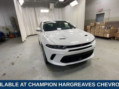 Used 2024 Dodge Hornet R/T image 3