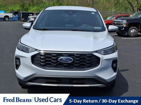 Certified 2025 Ford Escape ST-Line Select AWD/4WD image 3