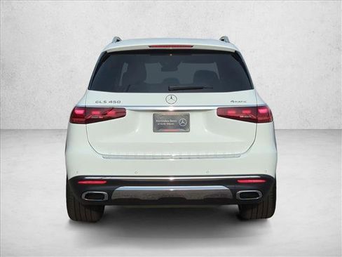 New 2026 Mercedes-Benz GLS 450 4MATIC image 8