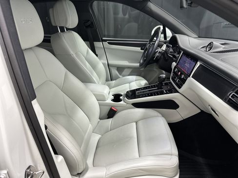 Used 2023 Porsche Macan GTS image 35