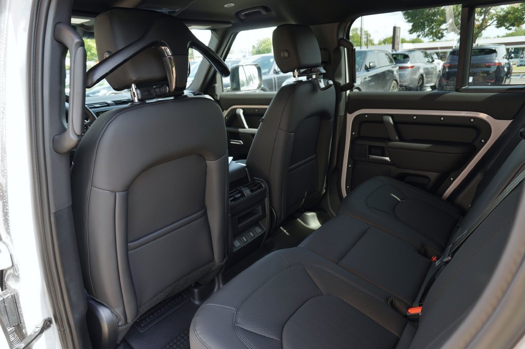 New 2026 Land Rover Defender 110 S AWD/4WD image 26