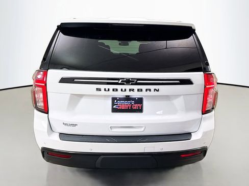 Used 2024 Chevrolet Suburban Z71 w/ Luxury Package image 7