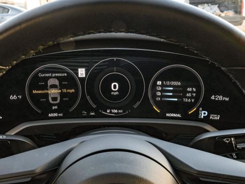 Used 2021 Porsche Taycan Base image 17