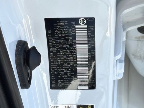 Certified 2025 Toyota Corolla XSE image 30