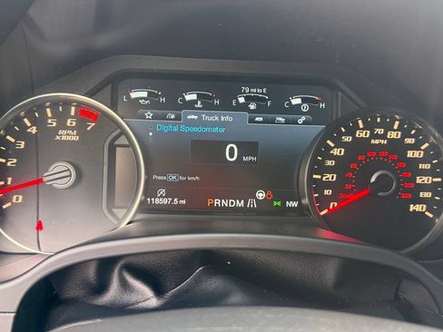 Used 2018 Ford F150 Raptor w/ Equipment Group 802A Luxury AWD/4WD image 18