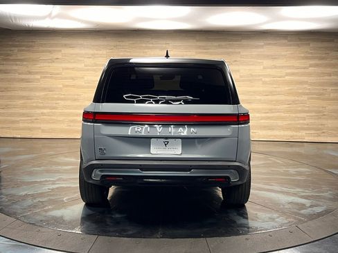 Used 2024 Rivian R1S Adventure image 14