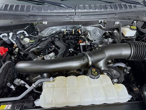 Certified 2024 Ford Expedition Max Platinum image 33