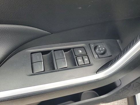 Used 2024 Toyota RAV4 XLE image 22