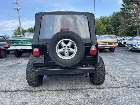 Used 1997 Jeep Wrangler SE AWD/4WD image 6