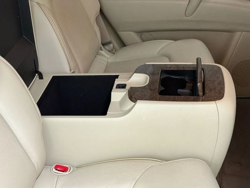 Used 2017 INFINITI QX80 Sport Utility 4D image 55