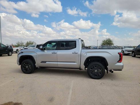 Used 2024 Toyota Tundra Platinum image 3
