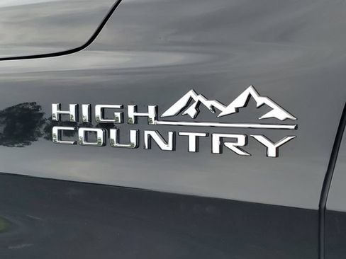 Certified 2024 Chevrolet Tahoe High Country w/ Advanced Technology Package AWD/4WD image 12