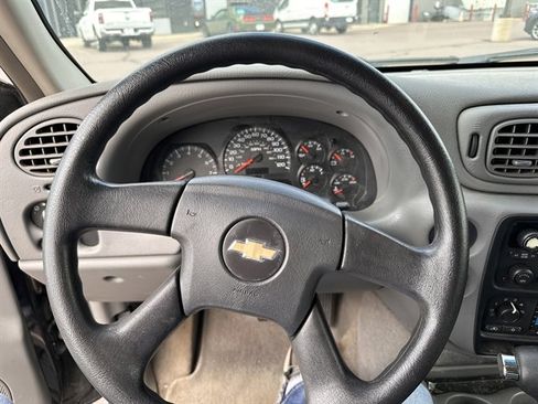 Used 2005 Chevrolet TrailBlazer EXT LS w/ LS Preferred Equipment Group image 7