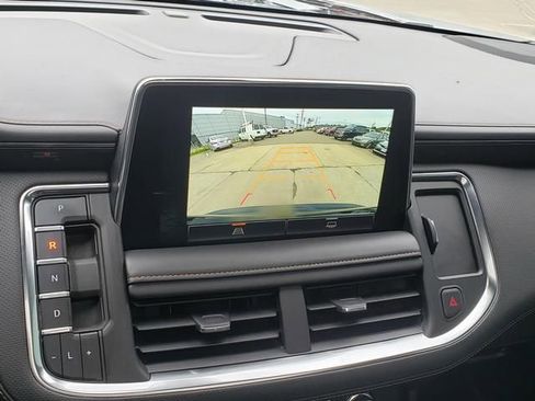 Used 2022 GMC Yukon XL AT4 AWD/4WD image 24