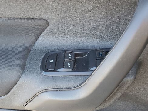 Used 2019 Ford Fiesta SE image 24