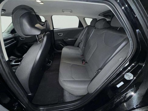 Used 2025 Kia K4 image 18