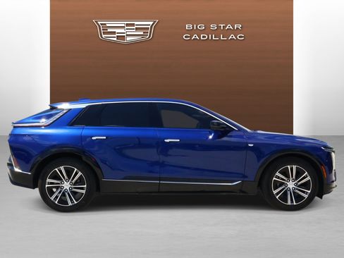 Used 2024 Cadillac Lyriq Luxury RWD image 6