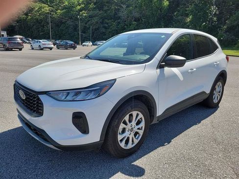 Used 2025 Ford Escape Active AWD/4WD image 1