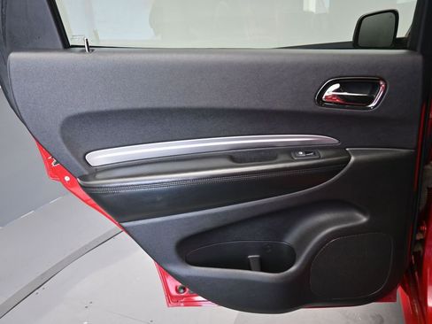 Used 2019 Dodge Durango GT image 30