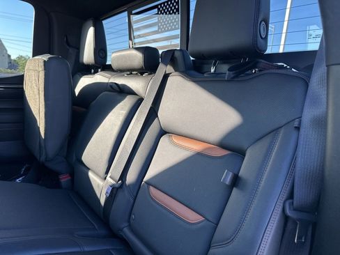 Used 2023 GMC Sierra 1500 AT4 w/ AT4 Preferred Package image 13