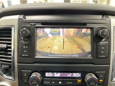 Used 2019 Nissan Titan PRO-4X w/ Pro-4x Convenience Package image 17