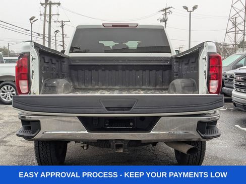 Used 2023 GMC Sierra 3500 Pro w/ Convenience Package image 7