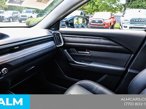 Used 2025 MAZDA CX-50 AWD 2.5 Hybrid w/ Premium Pkg image 37