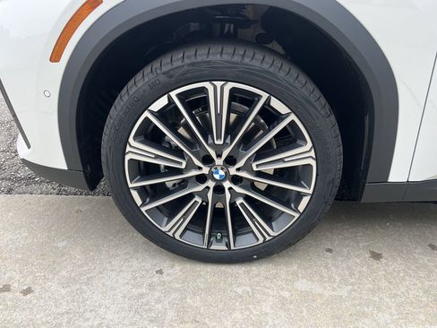 New 2026 BMW X2 xDrive28i w/ Technology Package image 13