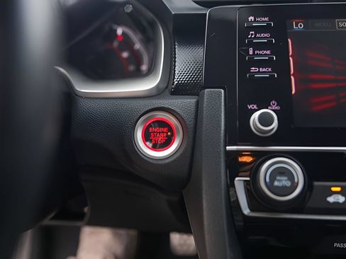 Used 2020 Honda Civic Sport image 21