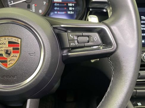Used 2025 Porsche Macan image 41