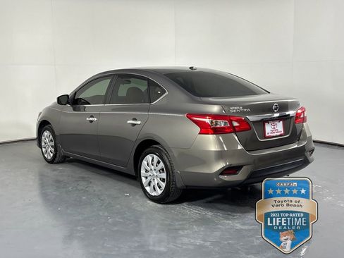 Used 2016 Nissan Sentra SV image 4