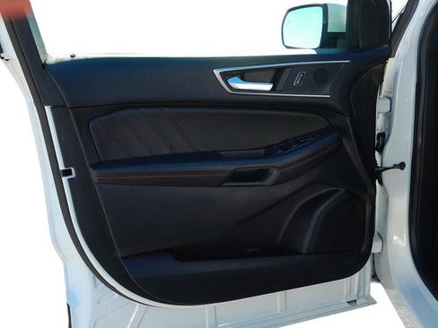 Used 2021 Ford Edge ST-Line image 15