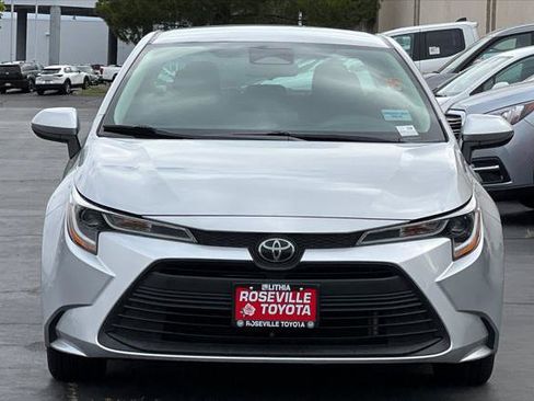 Certified 2024 Toyota Corolla LE FWD image 10