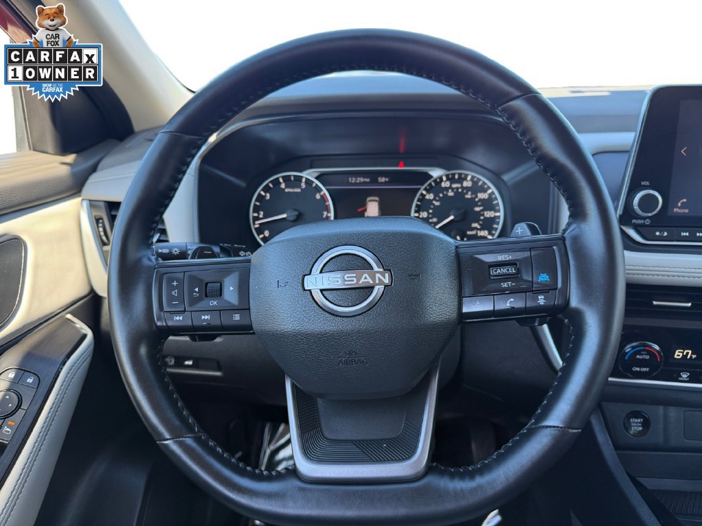 Certified 2025 Nissan Rogue SV AWD/4WD image 12