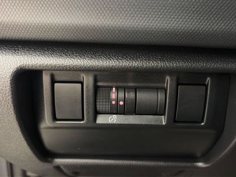 Used 2025 Subaru Forester Premium w/ Convenience Package #1 AWD/4WD image 22