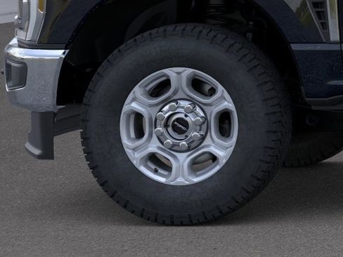 New 2026 Ford F350 XLT w/ XLT Premium Package AWD/4WD image 19