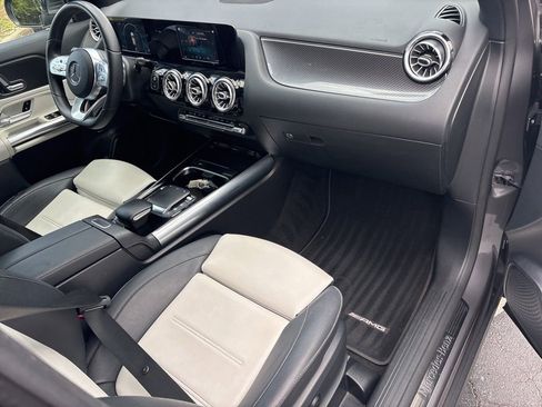 Used 2021 Mercedes-Benz GLA 250 image 32