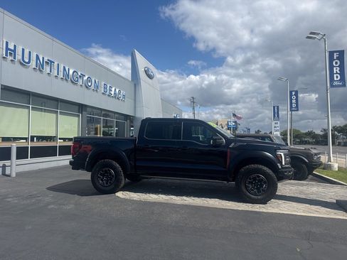 Used 2026 Ford F150 Raptor AWD/4WD image 3