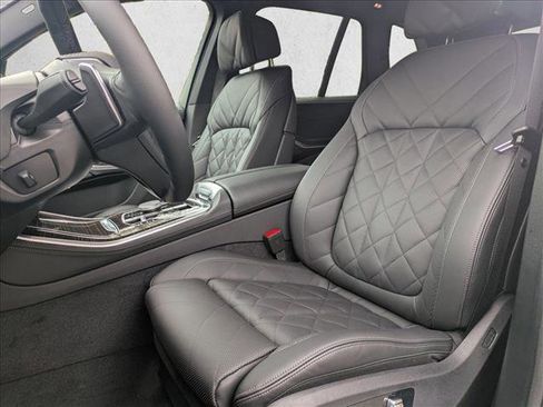 New 2026 BMW X5 xDrive40i w/ Climate Comfort Package image 4