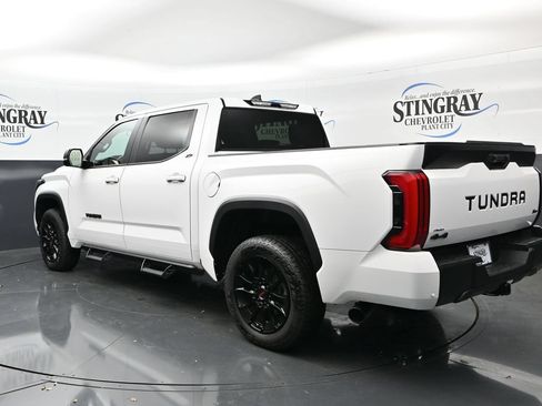 Used 2025 Toyota Tundra SR5 w/ SR5 Premium Package AWD/4WD image 5