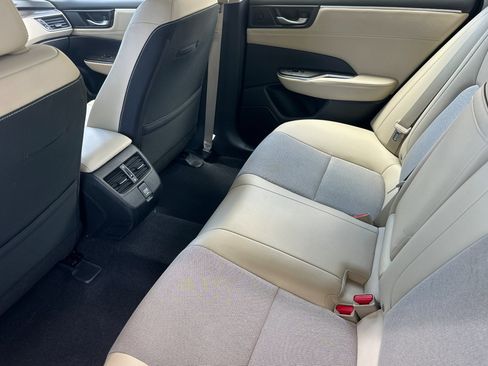 Used 2018 Honda Clarity Plug-In Hybrid image 24