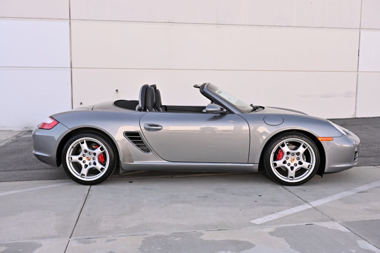 Used 2006 Porsche Boxster S RWD image 8