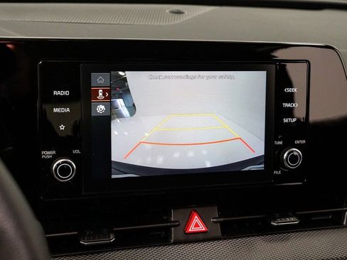 Certified 2024 Kia Sportage LX image 12