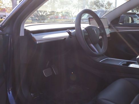 Used 2023 Tesla Model 3 Long Range image 29
