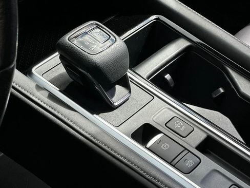 Used 2022 Nissan Pathfinder SL w/ SL Black Package image 19