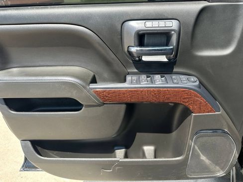 Used 2019 GMC Sierra 3500 SLT w/ Driver Alert Package AWD/4WD image 17