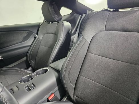 Used 2025 Ford Mustang GT RWD image 17